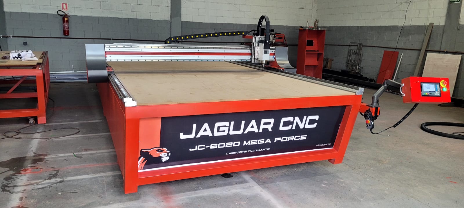 Máquina CNC 10