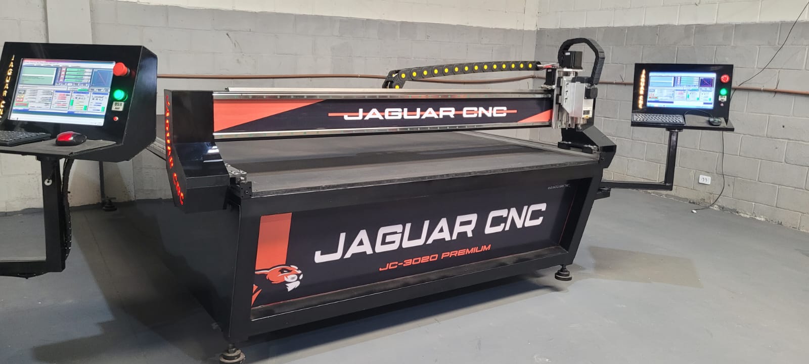 Máquina CNC 2