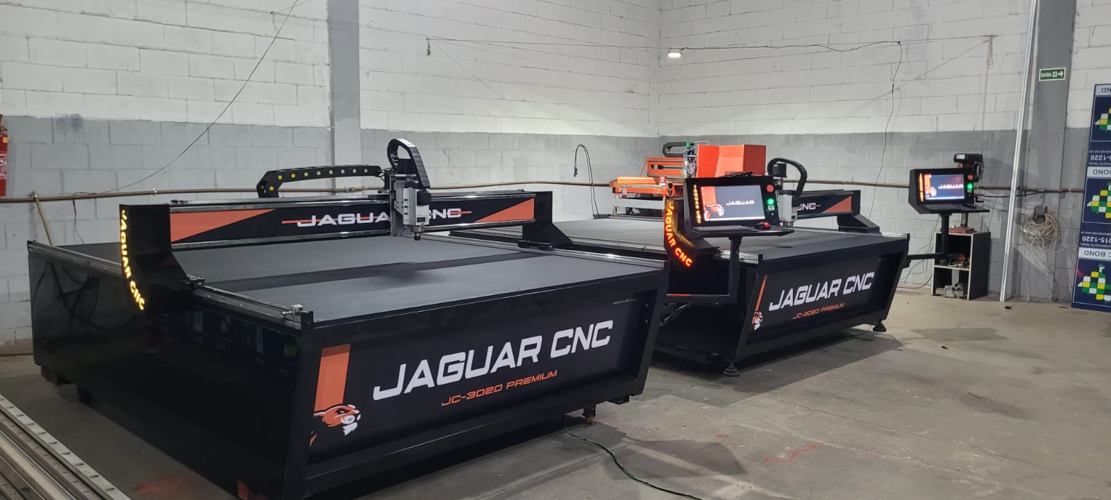 Máquina CNC 4