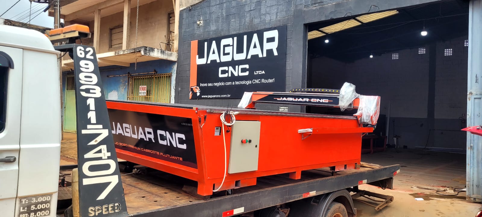 Máquina CNC 6
